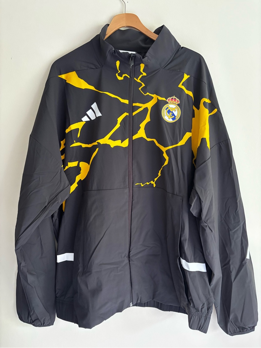 Adidas Real Madrid x Marvel Anthem Jacket Mens XL Black Yellow JZ9150 NWT